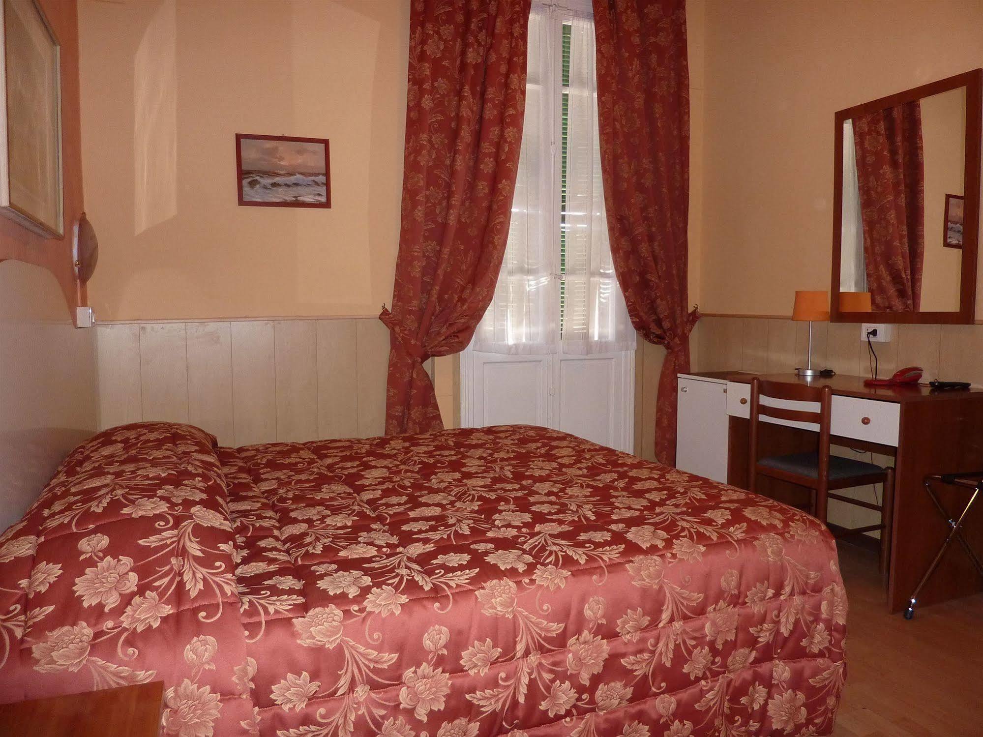 Hotel Corso Sanremo Luaran gambar